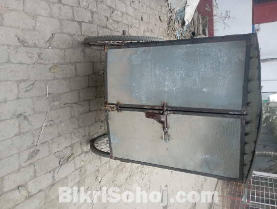 বেকারি পণ্য ডেলিভারি ভ্যান গাড়ি